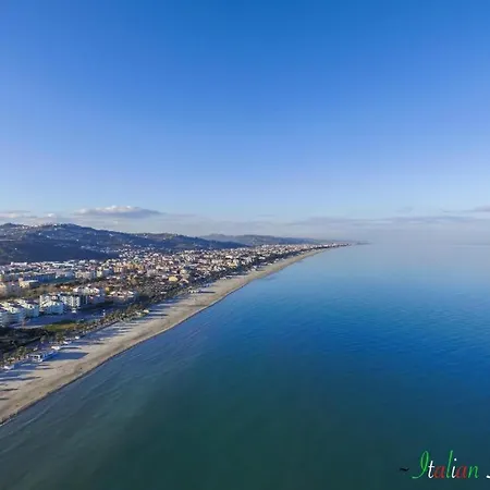 Borgo Sul Mare Appartamenti Per Vacanze * Tortoreto